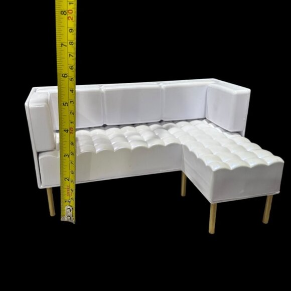 Rainbow High Dollhouse White Gold L Shaped Couch Sofa MGA Fits Barbie 1:6 Scale - Picture 9 of 9